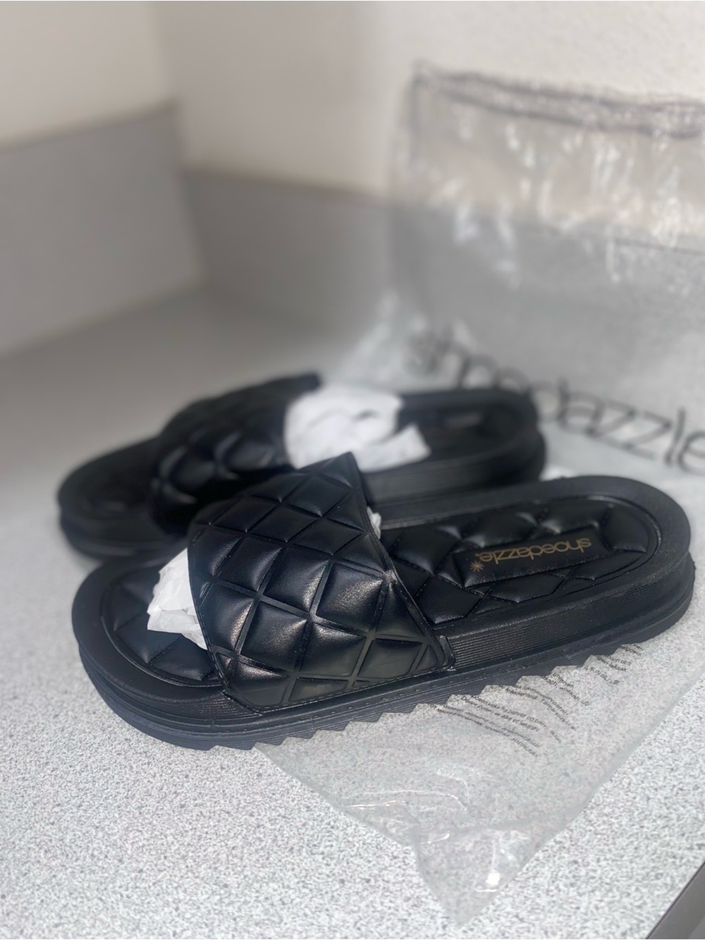 3143 - Sz. 7 Lashawn Black Quilted Platform Slide Sandals NIB